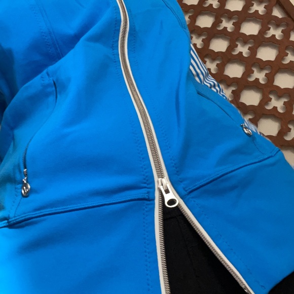 Lululemon Daily Yoga Jacket Beaming Blue Size 8 - Picture 4 of 10